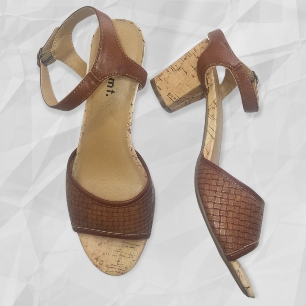 whitemt. Cognac Sandals 8